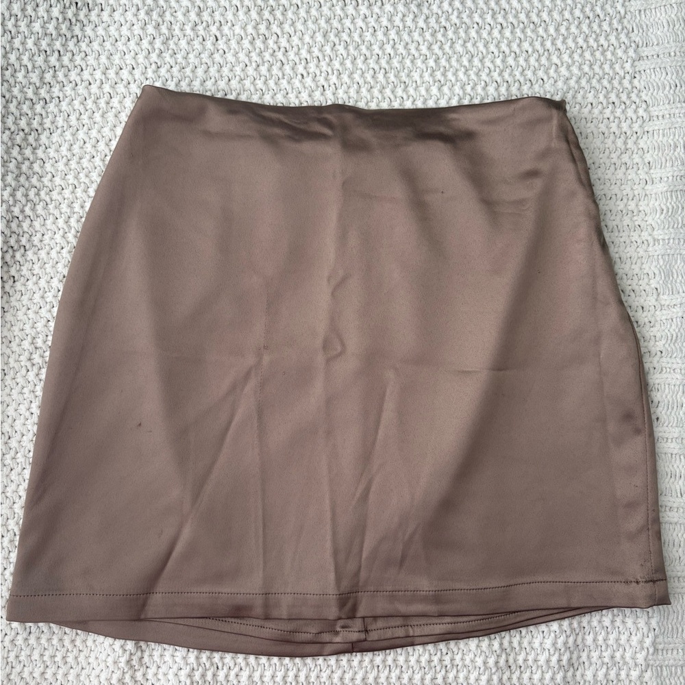 House of Harlow 1960 Tan Pencil Skirt